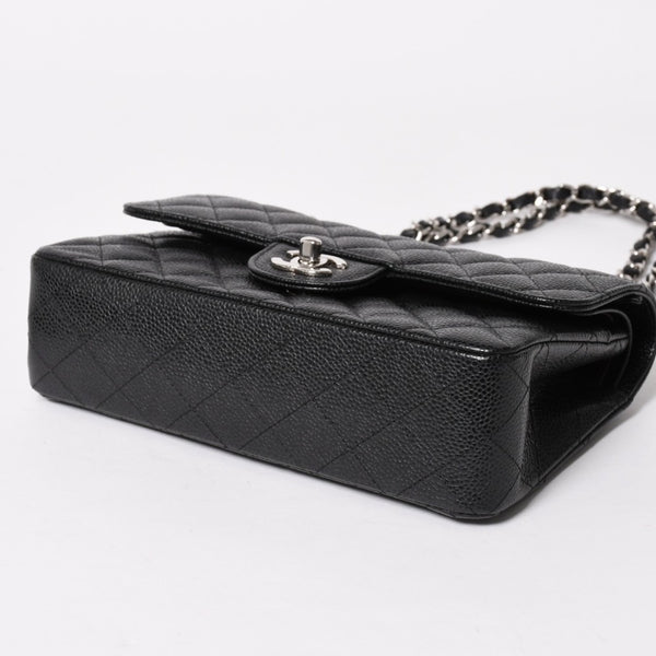 新品同様 CHANEL シャネル マトラッセ23 Wフラップ Wチェーンショルダーバッグ ランダム番台 ココマーク キャビアスキン ブラック 中古 4a005676