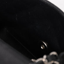 Load image into Gallery viewer, CHANEL シャネル ミニマトラッセ17 Sフラップ Sチェーンショルダーバッグ ココマーク キャビアスキン ブラック 美品 中古 4a005462