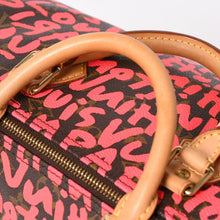 Load image into Gallery viewer, 極美品 LOUIS VUITTON ルイヴィトン モノグラム グラフィティ スピーディ30 ハンドバッグ M93704 ブラウン ピンク ゴールド金具 中古 4a005658