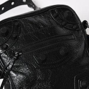 Like new BALENCIAGA Le Cagole Shoulder Bag Black Black 719065 Current Used 4a005682