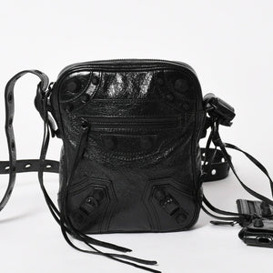 Like new BALENCIAGA Le Cagole Shoulder Bag Black Black 719065 Current Used 4a005682