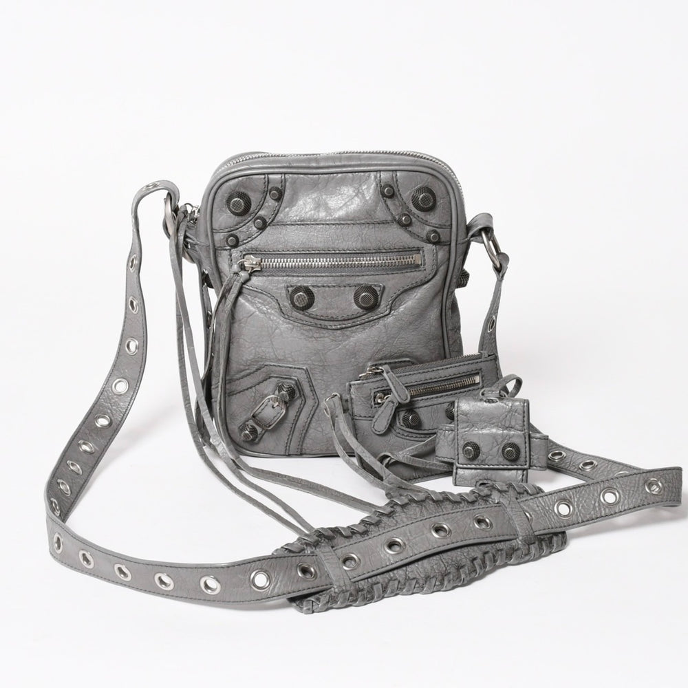 BALENCIAGA バレンシアガ ル・カゴール ショルダーバッグ グレー レザー 719065 シルバー金具 美品 中古 4a005476