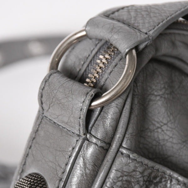 BALENCIAGA バレンシアガ ル・カゴール ショルダーバッグ グレー レザー 719065 シルバー金具 美品 中古 4a005476