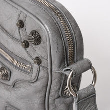 将图片加载到图库查看器，BALENCIAGA バレンシアガ ル・カゴール ショルダーバッグ グレー レザー 719065 シルバー金具 美品 中古 4a005476