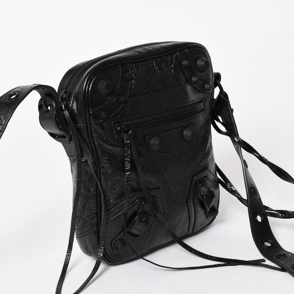 Like new BALENCIAGA Le Cagole Shoulder Bag Black Black 719065 Current Used 4a005682