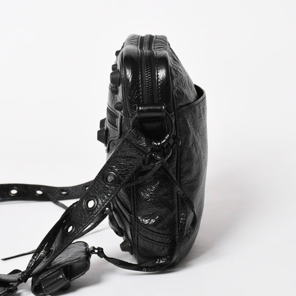 Like new BALENCIAGA Le Cagole Shoulder Bag Black Black 719065 Current Used 4a005682