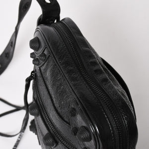 Like new BALENCIAGA Le Cagole Shoulder Bag Black Black 719065 Current Used 4a005682