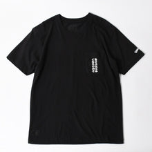 Load image into Gallery viewer, CHROME HEARTS クロムハーツ 大阪限定 ロゴ ポケットTシャツ 半袖 97729 コットン ブラック サイズL 美品 中古 4a005549