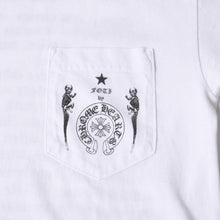 画像をギャラリービューアに読み込む, CHROME HEARTS クロムハーツ × FOTTI フォティ 半袖Tシャツ サイズS マルチプリント ホワイト ブラック 美品 中古 4a005696