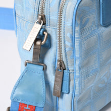 将图片加载到图库查看器，CHANEL シャネル ニュートラベルライン 2WAYバッグ 7番台 ココマーク ナイロン レザー ブルー レッド 美品 中古 4a005652