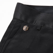 将图片加载到图库查看器中。 極美品 CHROME HEARTS クロムハーツ クロスボールボタン チノパンツ 32サイズ スクロールラベル ブラック シルバー 中古 4a005726