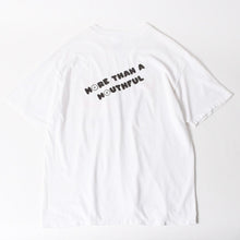将图片加载到图库查看器中。 HOOTERS フーターズ VINTAGE ヴィンテージ 90's 半袖Tシャツ サイズXL ジャクソンビル ビーチ店 ホワイト 美品 中古 4a005856