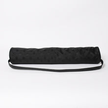 将图片加载到图库查看器中。 極美品 CHROMEHEARTS クロムハーツ ヨガマット ヨガマットケース クロスパッチ ダガー レザー ナイロン ブラック 中古 4a005565
