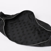 将图片加载到图库查看器中。 極美品 CHROMEHEARTS クロムハーツ ヨガマット ヨガマットケース クロスパッチ ダガー レザー ナイロン ブラック 中古 4a005565