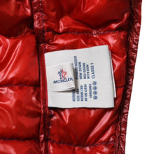 将图片加载到图库查看器中。 極美品 MONCLER モンクレール PATRICKダウンベスト 210914336205 サイズ5 ブルー ダウン 中古 4a005771