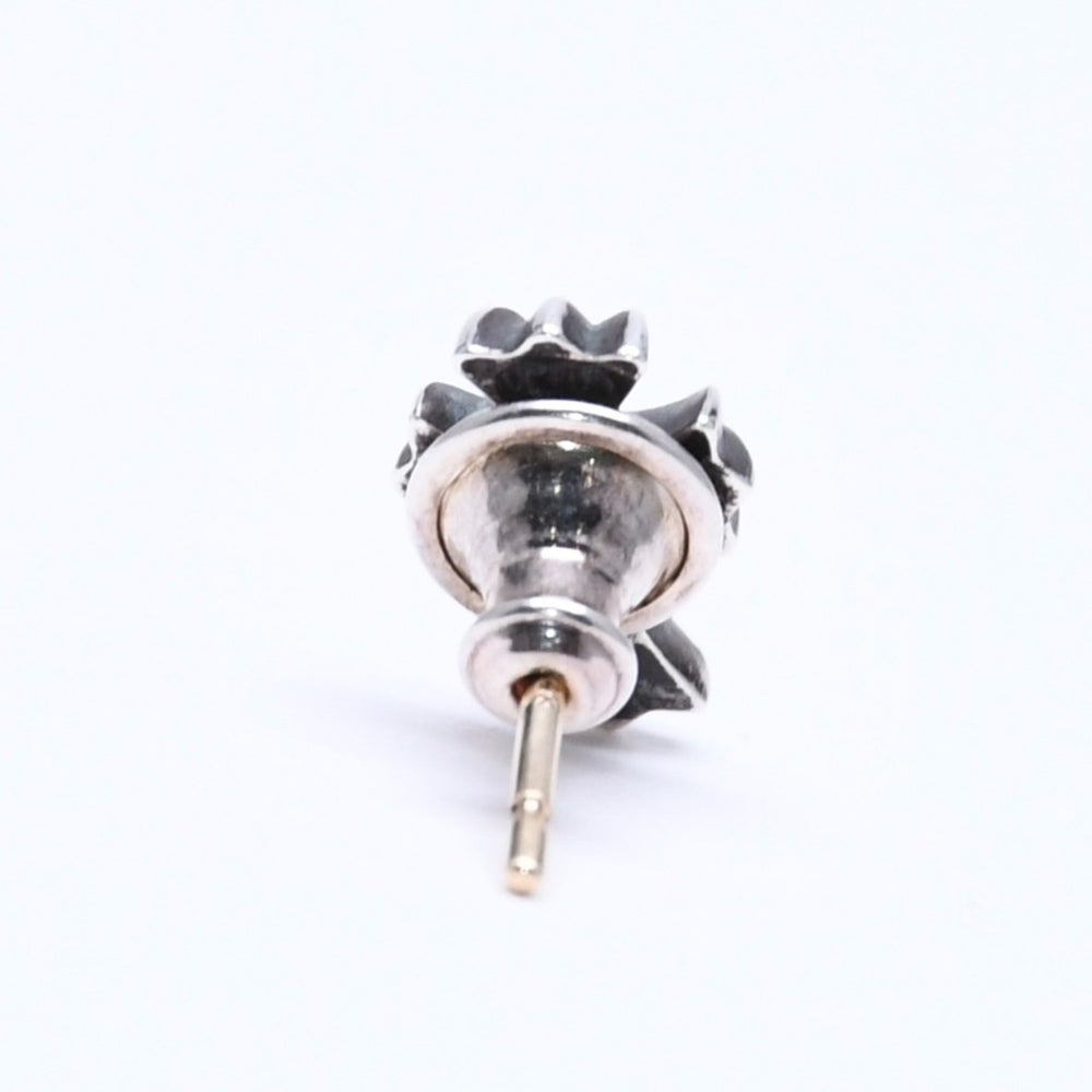 極美品 CHROME HEARTS クロムハーツ ピアス イヤリング CH クロスファット スタッド シルバーピアス シルバー925 重量約0.83g 片耳 中古 4a005753