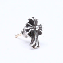将图片加载到图库查看器，極美品 CHROME HEARTS クロムハーツ ピアス イヤリング CH クロスファット スタッド シルバーピアス シルバー925 片耳 重量約0.91g 中古 4a005752