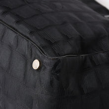 画像をギャラリービューアに読み込む, CHANEL シャネル ニュートラベルライン トートバッグ MM A15991 ブラック ナイロンジャガード 9番台 ココマーク ゴールド金具 美品 中古 4a005811