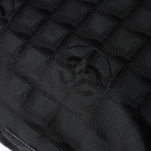 画像をギャラリービューアに読み込む, CHANEL シャネル ニュートラベルライン トートバッグ MM A15991 ブラック ナイロンジャガード 9番台 ココマーク ゴールド金具 美品 中古 4a005811