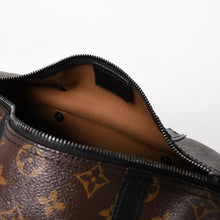 将图片加载到图库查看器中。 LOUIS VUITTON ルイヴィトン ショルダーバッグ ミニ ポロション モノグラム ソーラーレイ ヴァージルアブロー M44479 美品 中古 4a005780