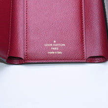 画像をギャラリービューアに読み込む, 極美品 LOUIS VUITTON ルイヴィトン ポルトフォイユ ヴィクトリーヌ M41938 三つ折り財布 モノグラム ブラウン フューシャ中古 4a005799