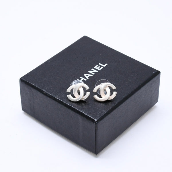 CHANEL シャネル ピアス イヤリング 10A刻印 重量約2.88g 両耳用 シルバー 美品 中古 4a005802
