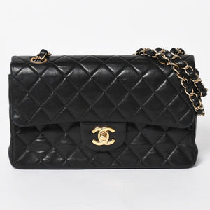 CHANEL 新型 シャネル マトラッセ23 Wフラップ Wチェーンショルダーバッグ A2500 7番台 ココマーク ラムスキン ブラック 美品 中古 4a005888