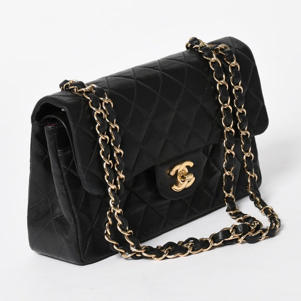 CHANEL 新型 シャネル マトラッセ23 Wフラップ Wチェーンショルダーバッグ A2500 7番台 ココマーク ラムスキン ブラック 美品 中古 4a005888