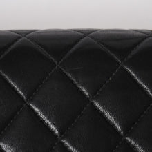 将图片加载到图库查看器中。 CHANEL 新型 シャネル マトラッセ23 Wフラップ Wチェーンショルダーバッグ A2500 7番台 ココマーク ラムスキン ブラック 美品 中古 4a005888