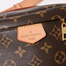 将图片加载到图库查看器中。 極美品 LOUIS VUITTON ルイ ヴィトン バムバッグ ショルダーバッグ M43644 ブラウン モノグラムキャンバス レザー ゴールド金具 中古 4a005806