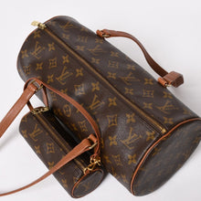 将图片加载到图库查看器中。 極美品 LOUIS VUITTON ルイヴィトン パピヨン30 GM ハンドバッグ M51365 モノグラム ゴールド金具 筒型 中古 4a005807