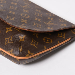 極美品 LOUIS VUITTON ルイヴィトン ミュゼットタンゴ ショルダーバック M51257 モノグラムキャンバス SP0091 ブラウン ゴールド金具 中古 4a005823