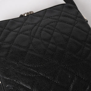 CHANEL シャネル ショルダーバッグ 11番台 ココマーク キャビアスキン レザー ブラック シルバー金具 美品 中古 4a005891