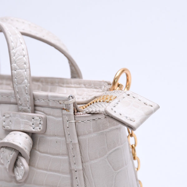 極美品 GIANNI CHIARINI ジャンニキアリーニ ショルダーバッグ マイクロミニバッグ チェーン クロコ型押し レザー アイボリー ゴールド金具 中古 4a005819