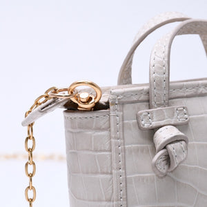 極美品 GIANNI CHIARINI ジャンニキアリーニ ショルダーバッグ マイクロミニバッグ チェーン クロコ型押し レザー アイボリー ゴールド金具 中古 4a005819