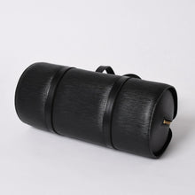 Load the image into the gallery viewer. 極美品 LOUIS VUITTON ルイヴィトン エピ スフロ ハンドバッグ ショルダーバッグ セミショルダーバッグ エピレザー M52222 ブラック 中古 4a006061