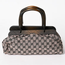 画像をギャラリービューアに読み込む, 極美品 GUCCI グッチ ハンドバッグ ウッドハンドル 112688 GGキャンバス ブラック金具 ピンク ブラウン 中古 4a005904