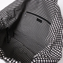 画像をギャラリービューアに読み込む, 極美品 CHANEL シャネル クルーズライン ギンガムチェック トートバッグ ボストンバッグ ホワイト ブラック 14番台 ココマーク シルバー金具 中古 4a005934