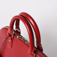 画像をギャラリービューアに読み込む, 極美品 LOUIS VUITTON ルイヴィトン ハンドバッグ エピ アルマPM M4058E エピレザー バッグ シルバー金具 レッド 中古 4a006105