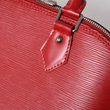 画像をギャラリービューアに読み込む, 極美品 LOUIS VUITTON ルイヴィトン ハンドバッグ エピ アルマPM M4058E エピレザー バッグ シルバー金具 レッド 中古 4a006105
