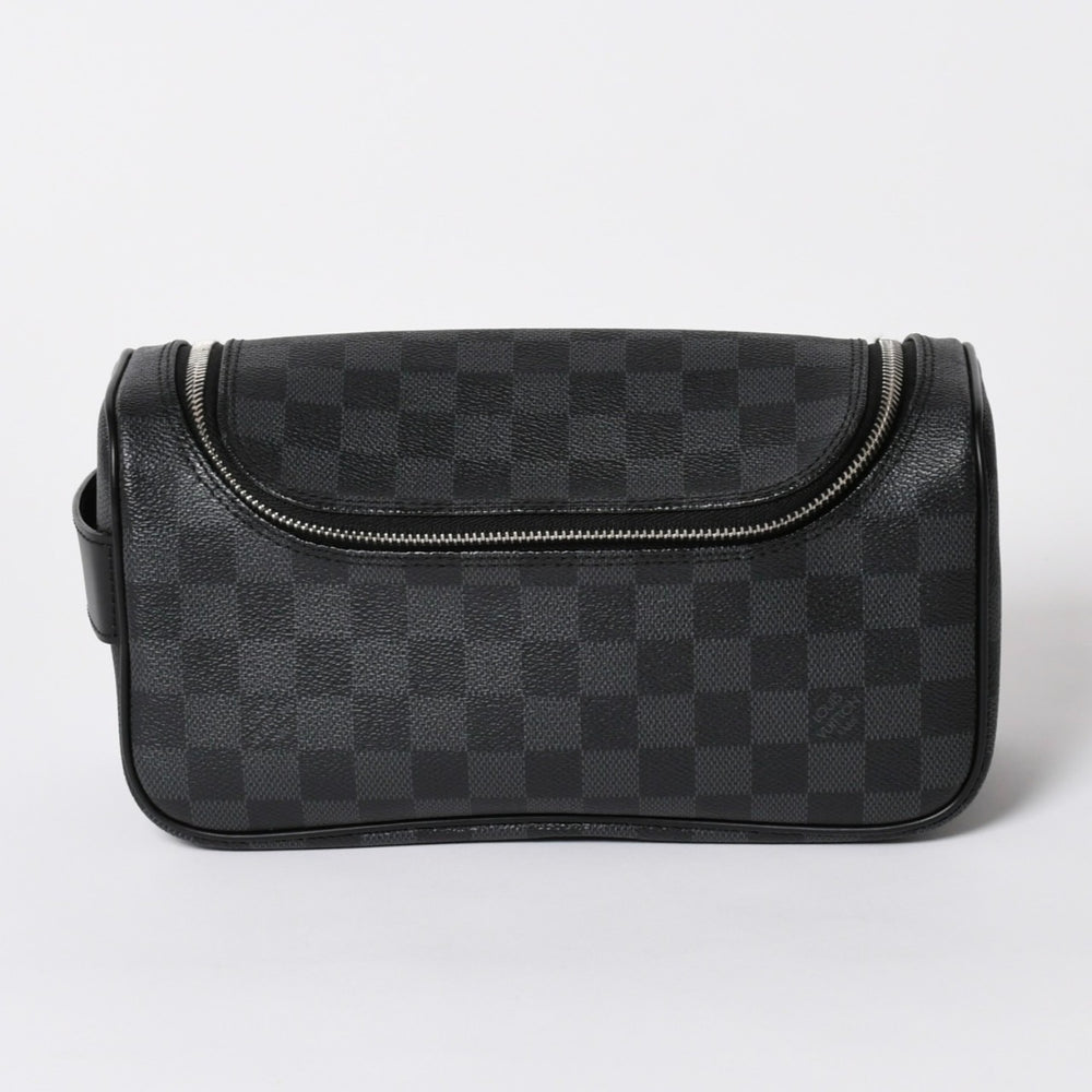 極美品 LOUIS VUITTON ルイヴィトン ダミエグラフィット トワレ ポーチ トラベルバッグ トラベルポーチ N47625 ブラック 中古 4a006050