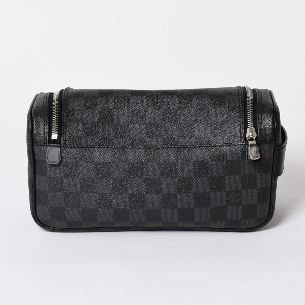 極美品 LOUIS VUITTON ルイヴィトン ダミエグラフィット トワレ ポーチ トラベルバッグ トラベルポーチ N47625 ブラック 中古 4a006050