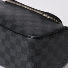 画像をギャラリービューアに読み込む, 極美品 LOUIS VUITTON ルイヴィトン ダミエグラフィット トワレ ポーチ トラベルバッグ トラベルポーチ N47625 ブラック 中古 4a006050