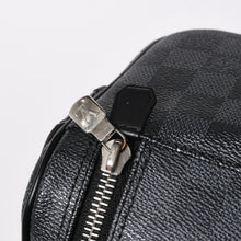 画像をギャラリービューアに読み込む, 極美品 LOUIS VUITTON ルイヴィトン ダミエグラフィット トワレ ポーチ トラベルバッグ トラベルポーチ N47625 ブラック 中古 4a006050