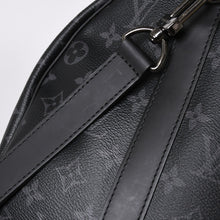 画像をギャラリービューアに読み込む, 極美品 LOUIS VUITTON ルイヴィトン キーポルバンドリエール45 M40569 モノグラムエクリプスキャンバス ブラック レザー 中古 4a006072