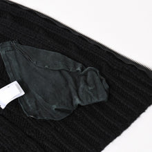Load the image into the gallery viewer. 極美品 CHROME HEARTS クロムハーツ カシミヤ ノースリーブ ニットトップス ニットベスト シルバー925 ブラック サイズS 中古 4a005746