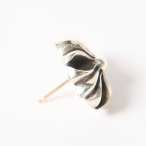 CHROME HEARTS クロムハーツ #4 CH PLUS STUDS #4 ラージ CHプラス スタッド ピアス 重量約5.32g シルバー925 片耳用 美品 中古 4a005923