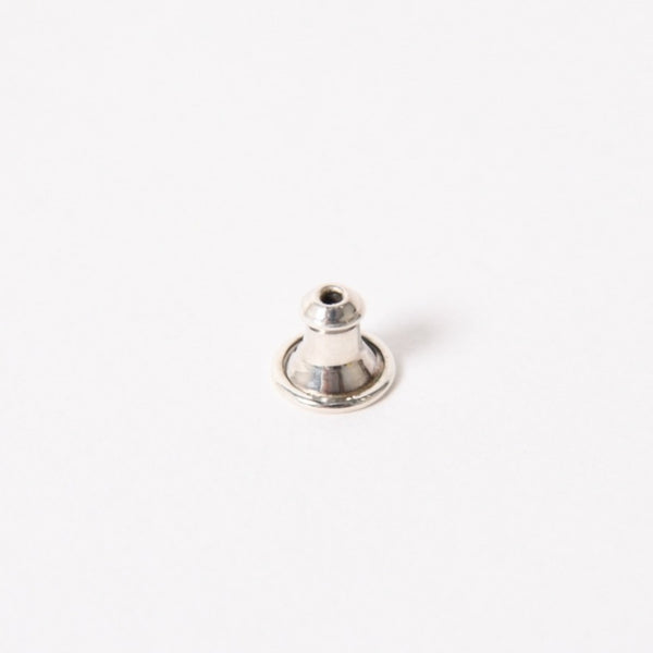 CHROME HEARTS クロムハーツ #4 CH PLUS STUDS #4 ラージ CHプラス スタッド ピアス 重量約5.32g シルバー925 片耳用 美品 中古 4a005923