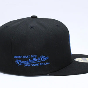 新品未使用 MANNAHATTA NYC マナハッタ NYC FUEGO LOGO NEWERA 59FIFTY サイズ7 3/8(58.7cm) ブラック ブルー ニューヨークヤンキース 中古 4a005965