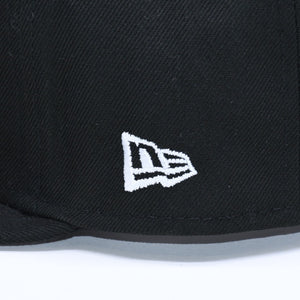 新品未使用 MANNAHATTA NYC マナハッタ NYC FUEGO LOGO NEWERA 59FIFTY サイズ7 3/8(58.7cm) ブラック ブルー ニューヨークヤンキース 中古 4a005965